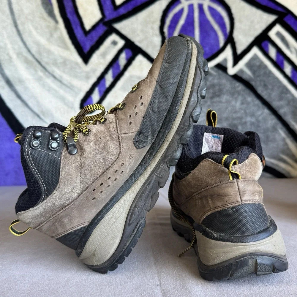 Size 8.5 - Hoka One One Tor Summit Mid WP Mens Brown Golden Rod Hiking Boots